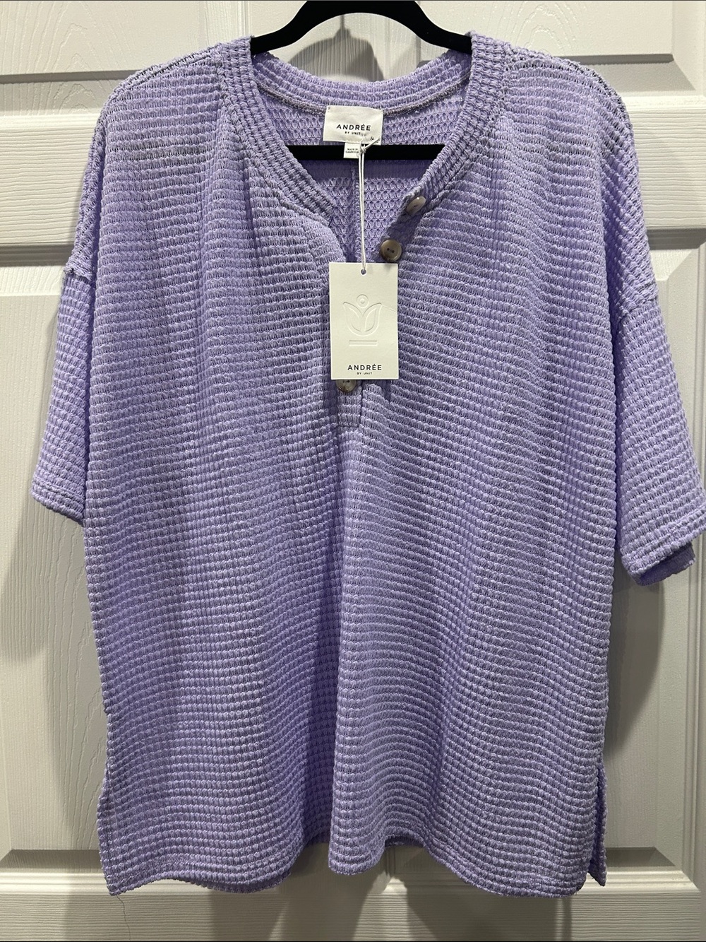 NWT Andre by unit sweater tee